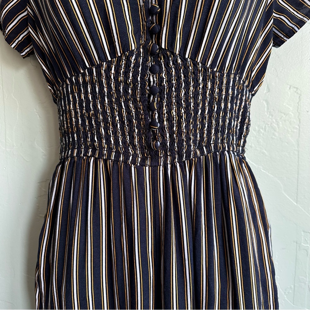 Hollister Women’s Navy‎ White Yellow Striped Jumpsuit Small EUC Coastal Summer - Picture 4 of 8